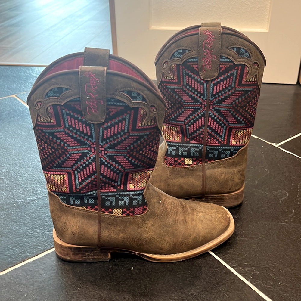 Western boots size 2